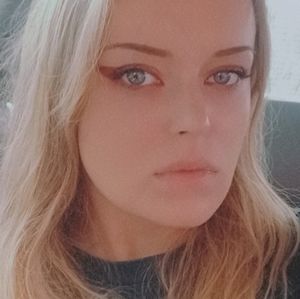 Meet your Posher, Marissa